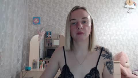 Snapshot of leggywily25 chatting on 25, 2, 2025 leggywily25 online show from 25, 2, 2025