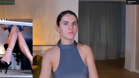 Elle  online show from 8, 10, 2025