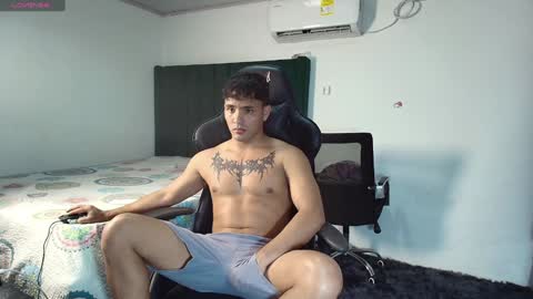 Snapshot of lei_77 chatting on 10, 1, 2025 Lei online show from 10, 1, 2025