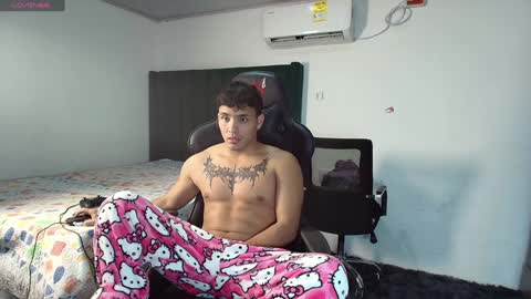 Snapshot of lei_77 chatting on 24, 1, 2025 Lei online show from 24, 1, 2025