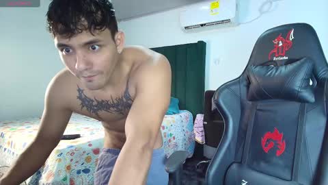 Snapshot of lei_77 chatting on 13, 2, 2025 Lei online show from 13, 2, 2025