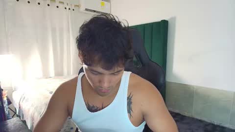 Snapshot of lei_77 chatting on 11, 10, 2025 Lei online show from 11, 10, 2025