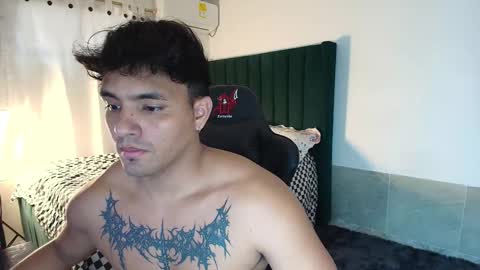 Snapshot of lei_77 chatting on 15, 10, 2025 Lei online show from 15, 10, 2025