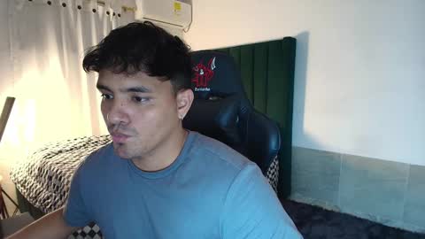 Snapshot of lei_77 chatting on 25, 10, 2025 Lei online show from 25, 10, 2025