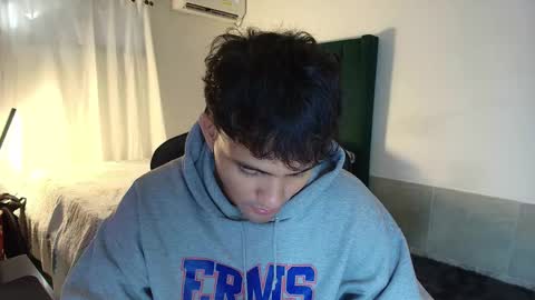 Snapshot of lei_77 chatting on 27, 11, 2025 Lei online show from 27, 11, 2025