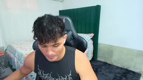 Snapshot of lei_77 chatting on 22, 4, 2026 Lei online show from 22, 4, 2026