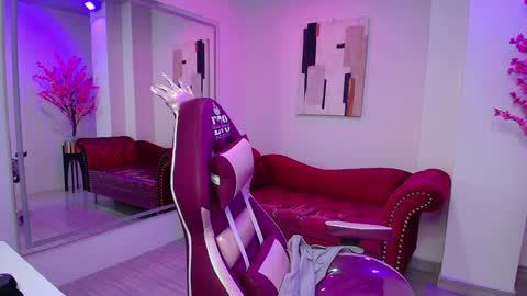 Snapshot of leia_queens chatting on 16, 1, 2025 Leia. online show from 16, 1, 2025
