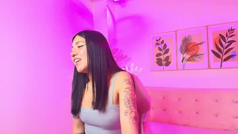 Snapshot of leia_queens chatting on 7, 2, 2025 Leia. online show from 7, 2, 2025