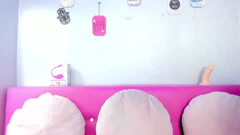 Snapshot of leigh_angels chatting on 10, 12, 2024 LEIGH ANGELS online show from 10, 12, 2024