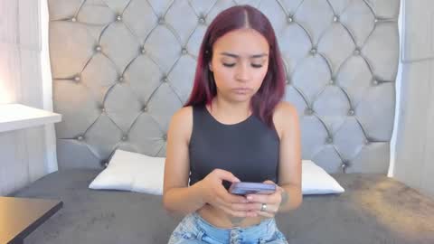 Snapshot of leigh_angels chatting on 13, 2, 2025 LEIGH ANGELS online show from 13, 2, 2025