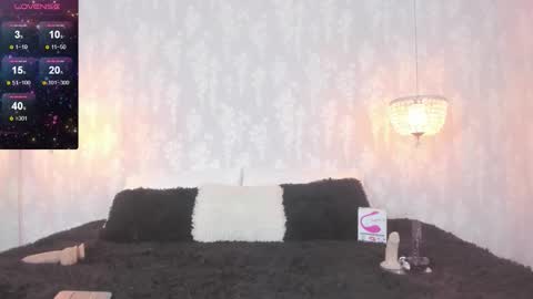 Snapshot of leigh_angels chatting on 25, 10, 2025 LEIGH ANGELS online show from 25, 10, 2025