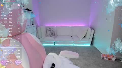 Snapshot of leighlalove chatting on 1, 10, 2025 Leighla online show from 1, 10, 2025