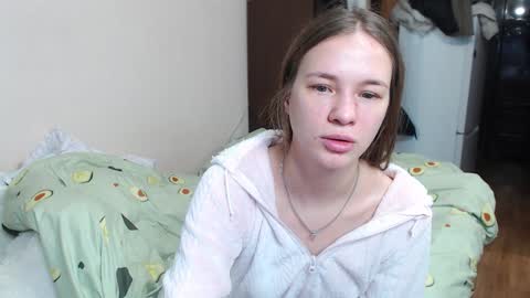 Snapshot of leila_bambi chatting on 12, 1, 2025 leila_bambi online show from 12, 1, 2025