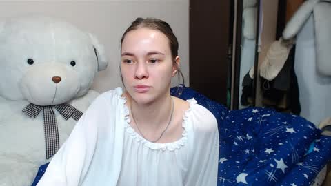 Snapshot of leila_bambi chatting on 28, 1, 2025 leila_bambi online show from 28, 1, 2025