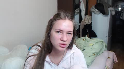 Snapshot of leila_bambi_ chatting on 12, 1, 2025 leila_bambi_ online show from 12, 1, 2025