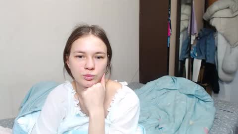 Snapshot of leila_bambi_ chatting on 11, 2, 2025 leila_bambi_ online show from 11, 2, 2025