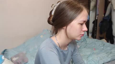 Snapshot of leila_bambi_ chatting on 19, 2, 2025 leila_bambi_ online show from 19, 2, 2025