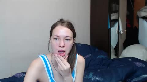 Snapshot of leila_bambi_ chatting on 21, 2, 2025 leila_bambi_ online show from 21, 2, 2025