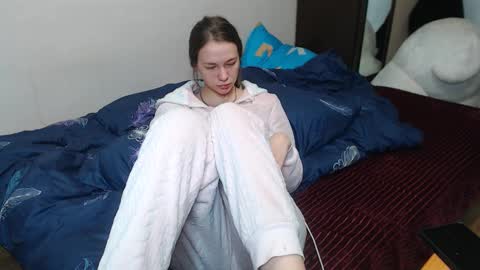 Snapshot of leila_bambi_ chatting on 22, 2, 2025 leila_bambi_ online show from 22, 2, 2025