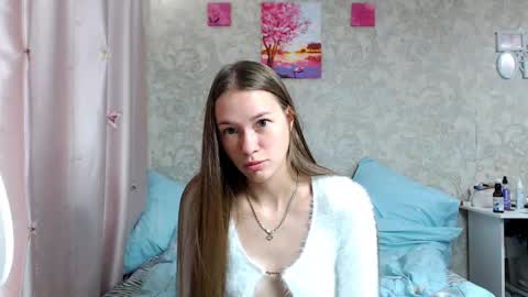 Snapshot of leila_bambi_ chatting on 12, 9, 2025 leila_bambi_ online show from 12, 9, 2025