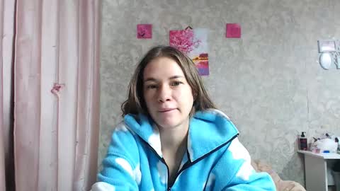 Snapshot of leila_bambi_ chatting on 14, 10, 2025 leila_bambi_ online show from 14, 10, 2025