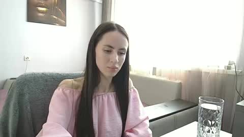 Leila online show from 22, 9, 2025