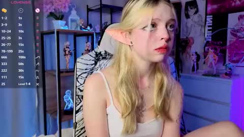 Snapshot of leiladwight chatting on 11, 9, 2025 Leila online show from 11, 9, 2025