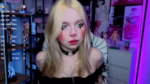 Snapshot of leiladwight chatting on 7, 10, 2025 Leila online show from 7, 10, 2025