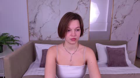 Snapshot of leilalawson chatting on 11, 1, 2025 LeilaLawson online show from 11, 1, 2025