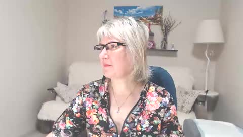 Snapshot of leilamays chatting on 23, 5, 2026 Leila Kinky online show from 23, 5, 2026