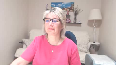 Snapshot of leilamays chatting on 28, 5, 2026 Leila Kinky online show from 28, 5, 2026