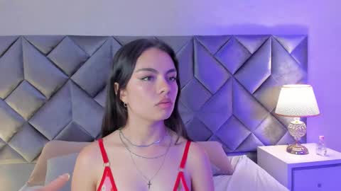 Snapshot of leizathompson chatting on 20, 9, 2025 Leizathompson online show from 20, 9, 2025