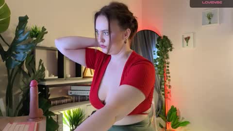 Lela online show from 9, 11, 2025