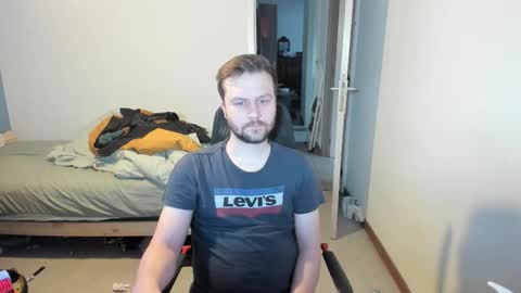 Snapshot of lelesusa chatting on 14, 12, 2025 lelekoko online show from 14, 12, 2025