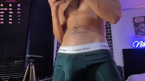 Snapshot of lelouch_master chatting on 21, 1, 2025 hi im lelo... nice to meet you I appreciate your thumbs up It is very important and you would help me a lot online show from 21, 1, 2025