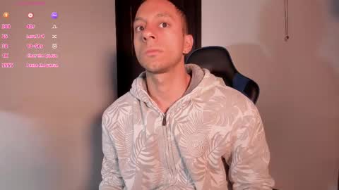 Snapshot of lelouch_master chatting on 4, 10, 2025 hi im lelo... nice to meet you I appreciate your thumbs up It is very important and you would help me a lot online show from 4, 10, 2025