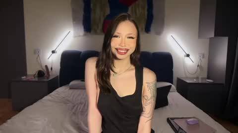 2 shy lemons 1 peach online show from 1, 3, 2026