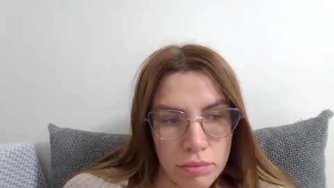 Snapshot of lena6122000 chatting on 13, 10, 2025 lena6122000 online show from 13, 10, 2025