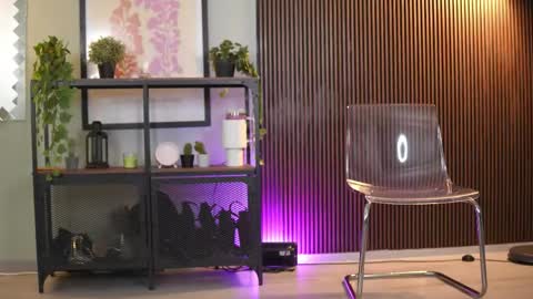 Lena Laurent online show from 2, 5, 2026
