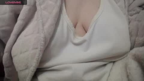 lenagolden online show from 28, 3, 2026