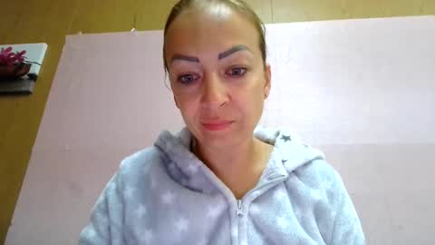 lenalana2 online show from 13, 9, 2025