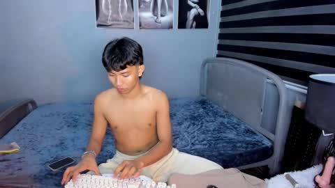 Snapshot of lenard_lust chatting on 26, 9, 2025 lenard online show from 26, 9, 2025