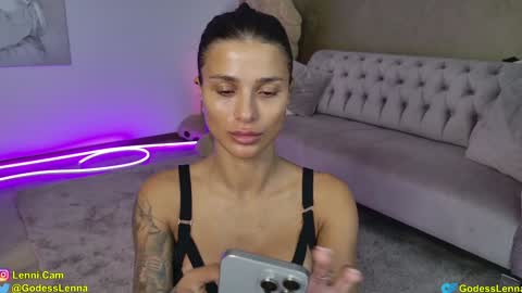 Snapshot of lenna_godess chatting on 13, 9, 2025 Lenna Goddess online show from 13, 9, 2025