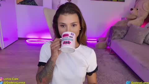 Snapshot of lenna_godess chatting on 26, 9, 2025 Lenna Goddess online show from 26, 9, 2025