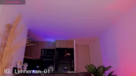 Lenner INDEPENDENT MODEL online show from 29, 1, 2025