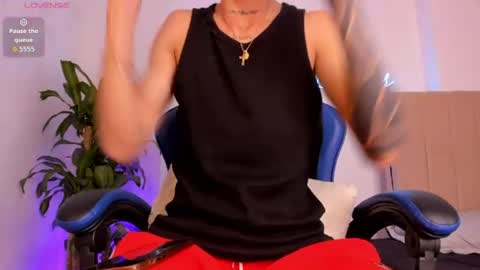Snapshot of lennercollins_ chatting on 24, 6, 2026 Lenner INDEPENDENT MODEL online show from 24, 6, 2026