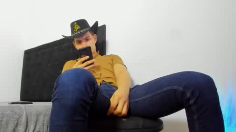 leo183877 online show from 26, 2, 2026