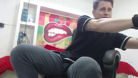 Snapshot of leo_cumming01 chatting on 7, 2, 2025 Yesid online show from 7, 2, 2025