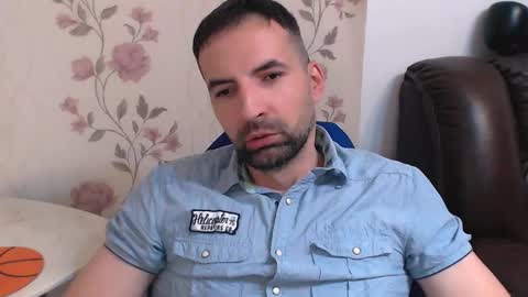 Leo Gianni online show from 8, 5, 2026