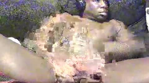 Snapshot of leo_hangsolow chatting on 10, 2, 2025 Chocolaty Lion King online show from 10, 2, 2025